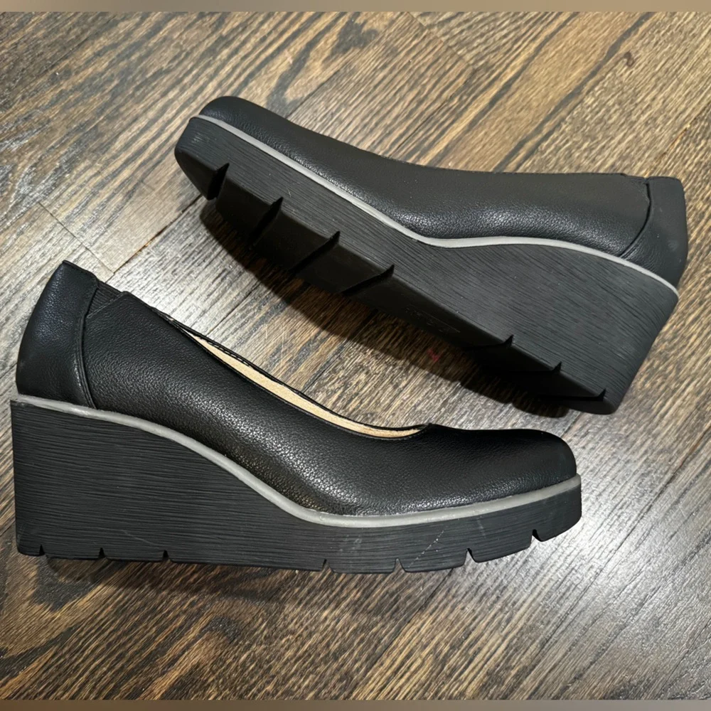 SOUL Naturalizer "About Time" Wedge Pump (7.5) - Picture 3 of 7